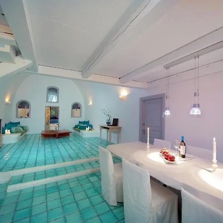Blue Angel Villa Fira (Santorini)