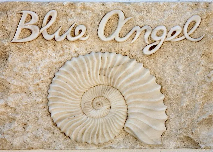 Blue Angel Villa Fira (Santorini)