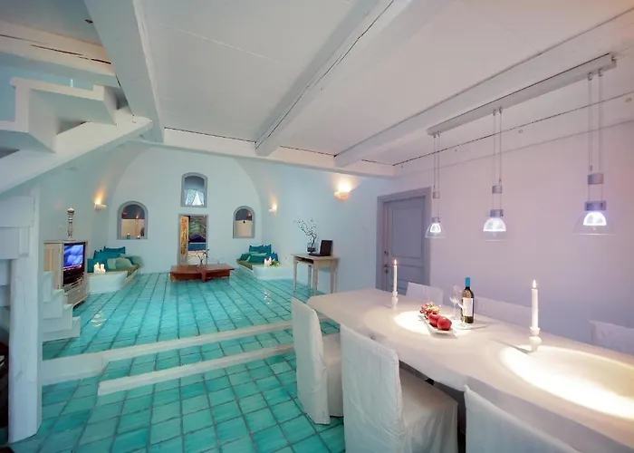 Blue Angel Villa Fira (Santorini)